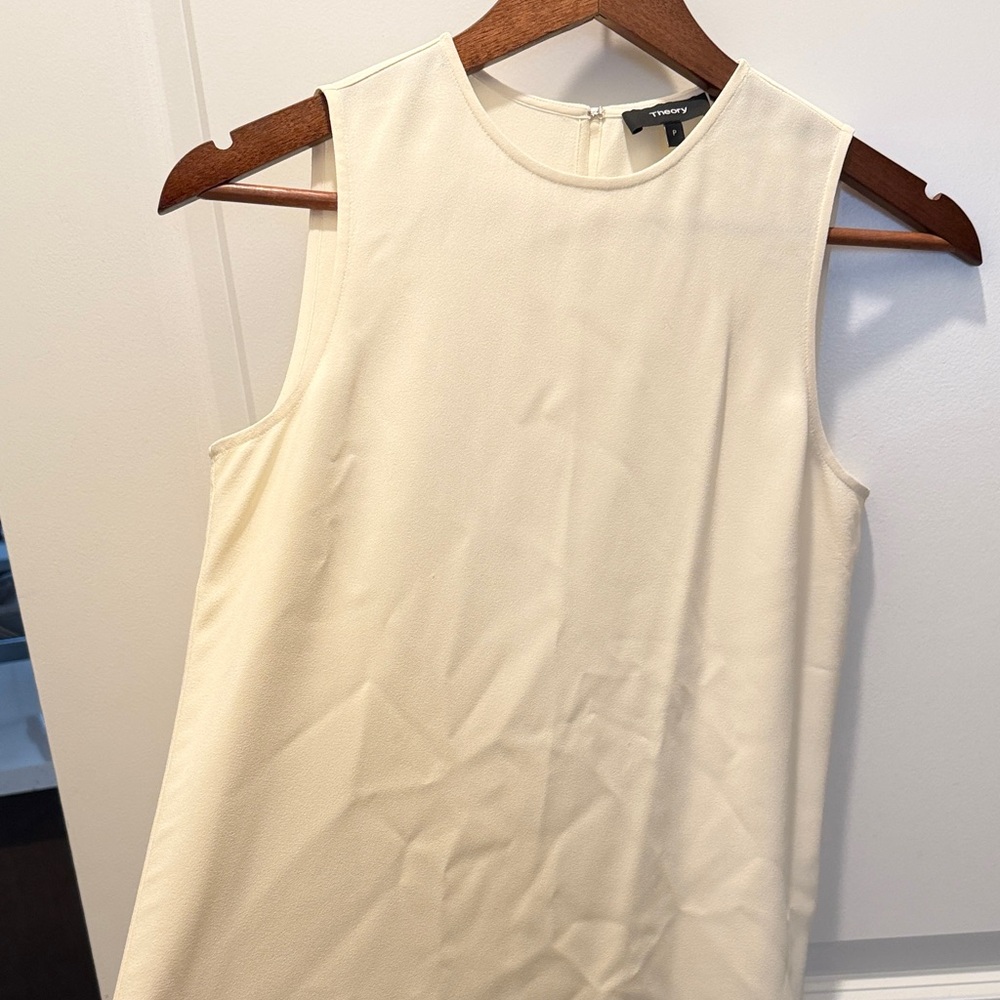 Theory Ivory Sleeveless Shell Top